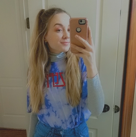 Meet your Posher, Taylor - Picture 1 of 1